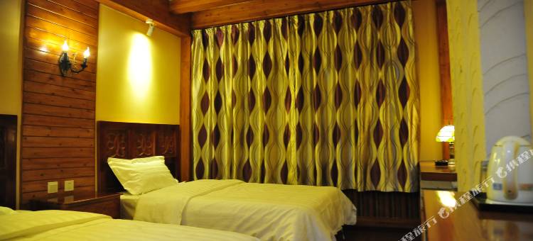 拉萨若初见梨花驿站图片