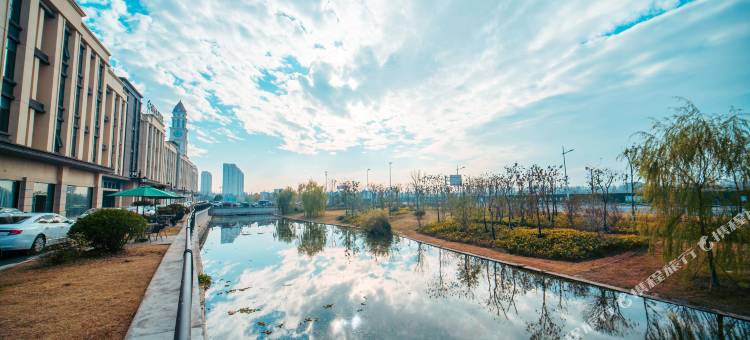 启东红星生活广场桔子水晶酒店图片