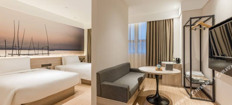 上海虹桥北新泾地铁站亚朵酒店图片