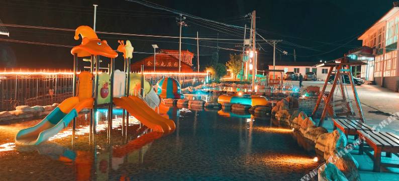 雾灵山金水屯庄园图片