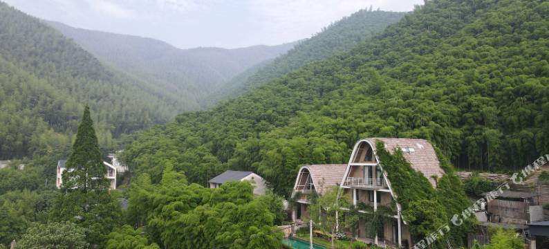 草塗·温泉建筑美宿(莫干山店)图片