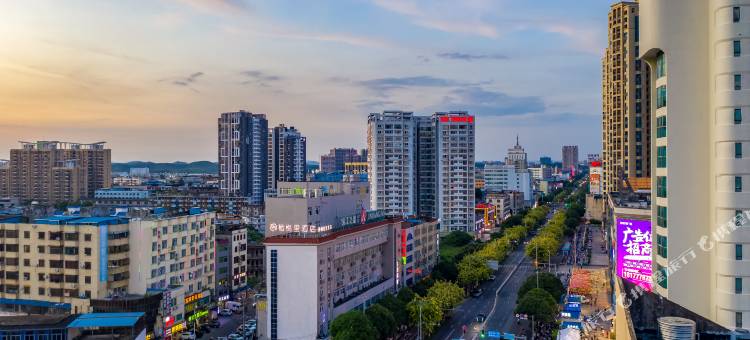 栖悦里酒店(钦州湾大道年年丰广场店)图片