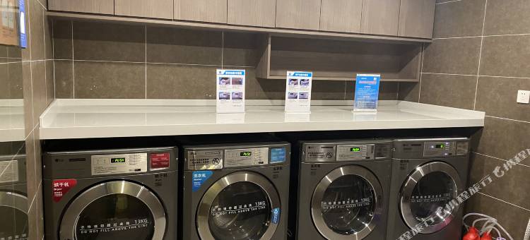 汉庭酒店(武汉光谷广场店)图片