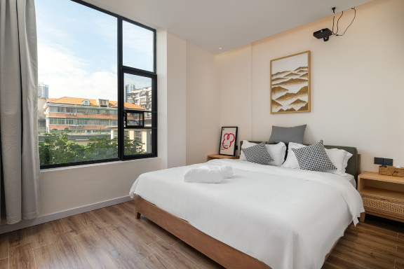 Heshe Hotel (Taikoo Cang Jiangnanxi Subway Station Branch)Hotel Overview