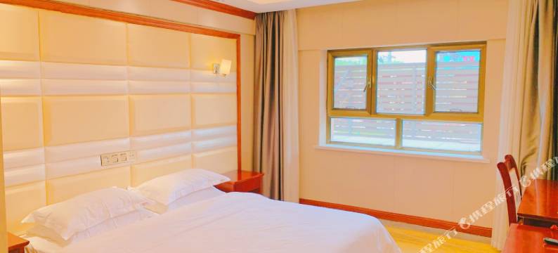 特克斯云途宾馆图片