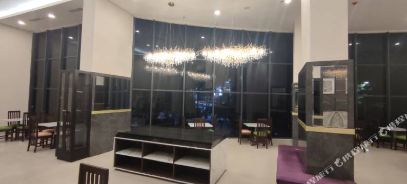 泗水市中心阿格戈酒店(Agogo Downtown Hotel Surabaya)图片