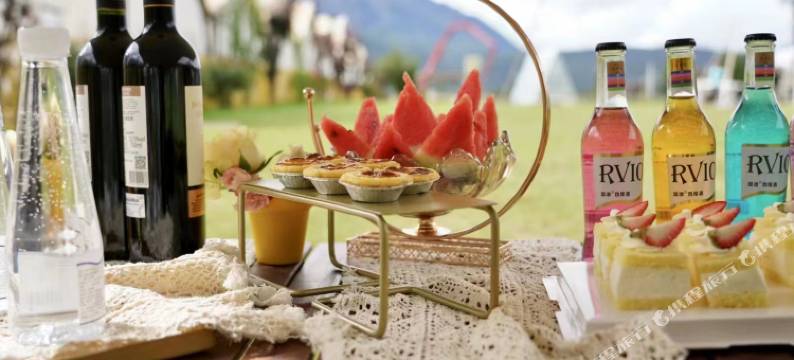 丽江东巴谷汽车旅游营地图片