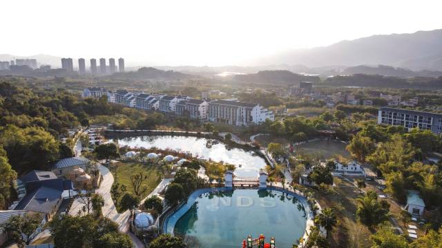 南丹山·雨林星空度假村