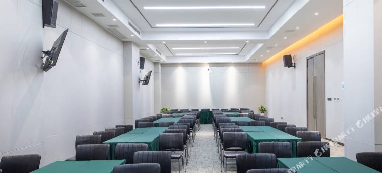 十堰火车站重庆路亚朵X酒店图片