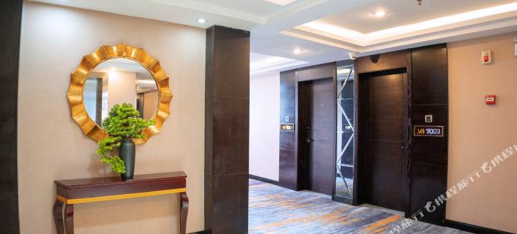 秀山V8精品酒店(秀山火车站店)图片