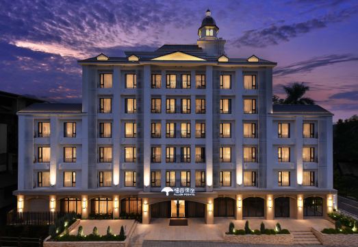 Fullon Poshtel Shuili over view