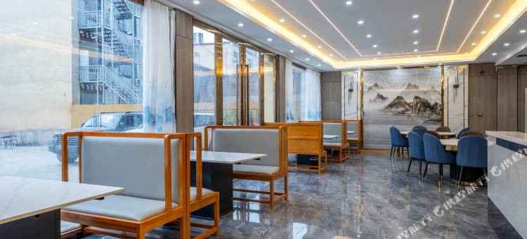 木子酒店(八宿县多拉神山店)图片