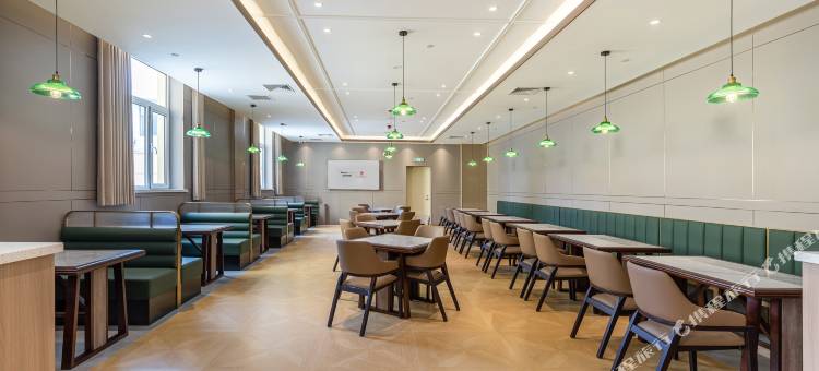 季枫国际酒店(包头钢铁大街王府井店)图片