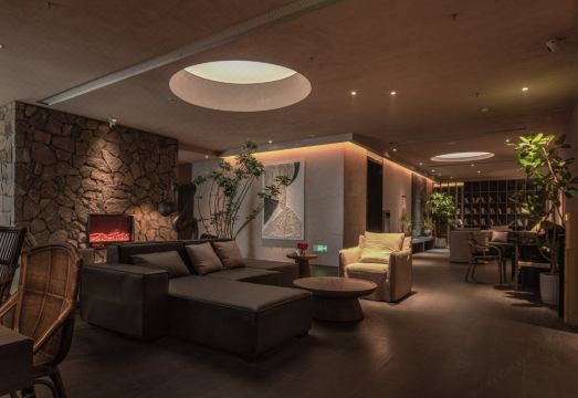 末旬·春 设计师酒店（重庆解放碑洪崖洞店）外景图