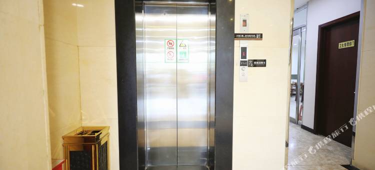 速8酒店(固安汽车站店)图片