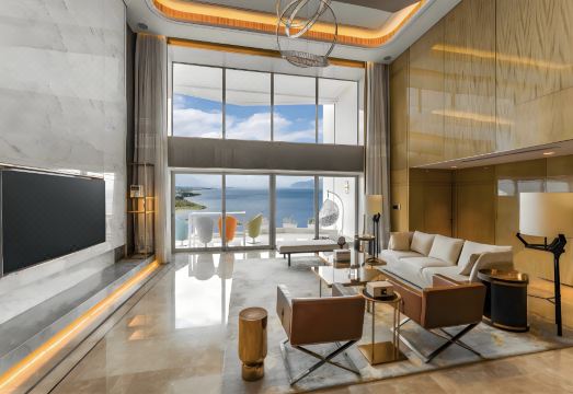 大理丽舍海景套房酒店外景图