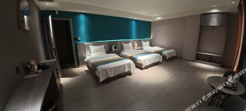 安多城轩酒店图片