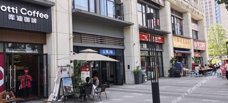 嘉瑞民宿(三亚湾地铁站店)图片