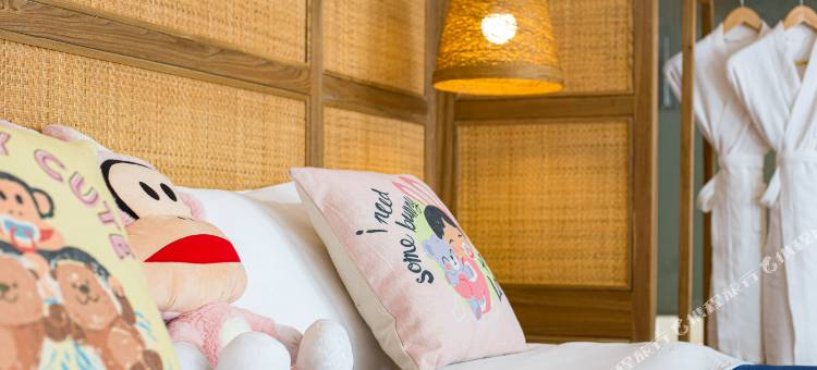 西昌和悦花园度假酒店(邛海湿地火把广场店)图片