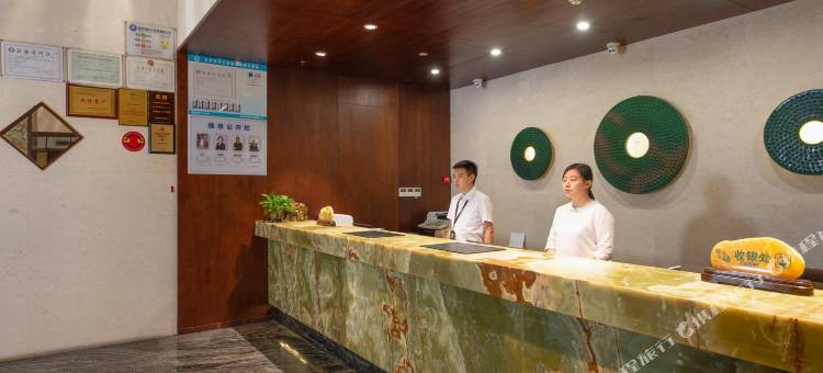 百盛达君玉丽呈酒店(佛山平洲玉器街地铁站店)图片
