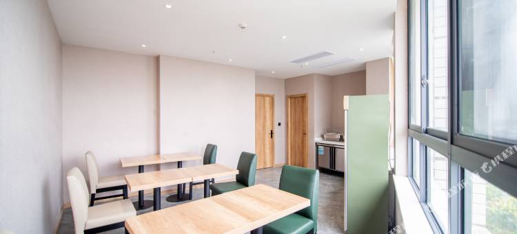 途泊拉酒店(江陵店)图片