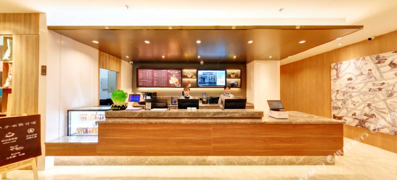 汉庭优佳酒店(德令哈景华湾广场店)图片