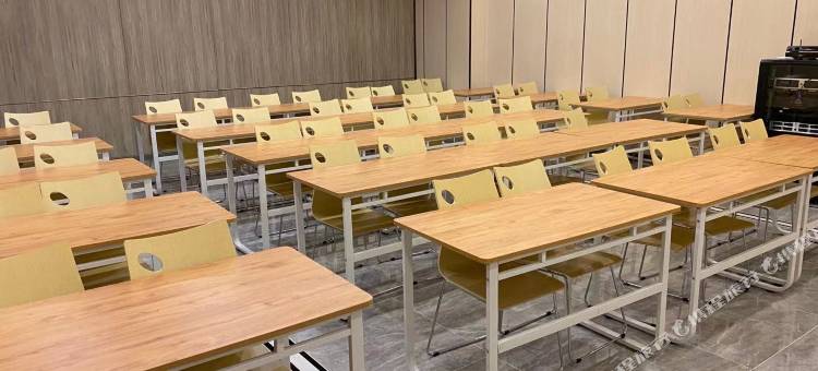 汉庭优佳酒店(南通火车站万象城店)图片