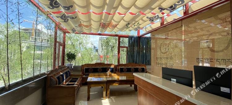 拉萨仲仲嘎布民宿图片