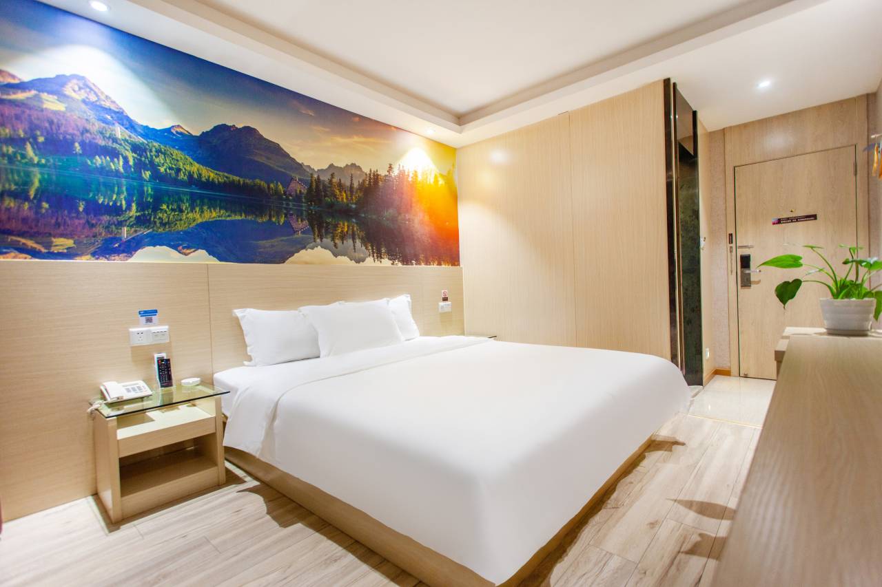 茉莉花开连锁酒店(成都金融城店)