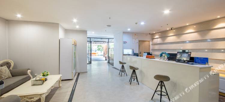 布丁严选酒店(西安大唐西市西北工业大学地铁站店)图片