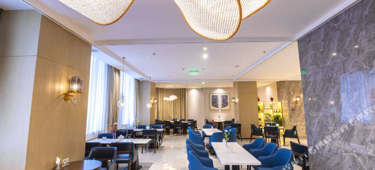 贵阳黔灵大酒店(黔灵山公园地铁站店)图片