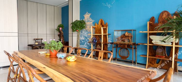 悦海·精品酒店(乌海火车站店)图片