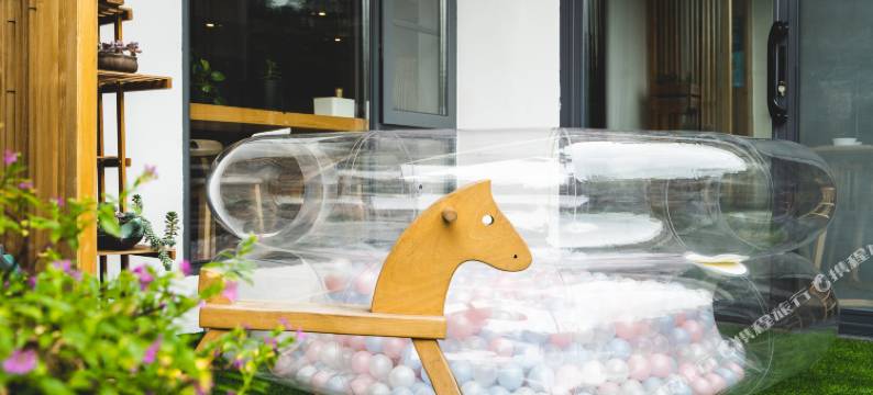 美岸·燕舍河畔观景民宿(贵阳甲秀楼青云市集店)图片