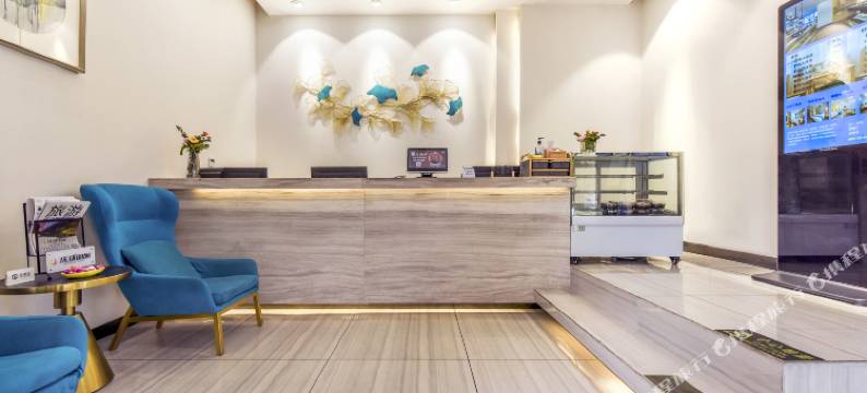 月牙酒店(成都春熙路天府广场地铁站店)图片