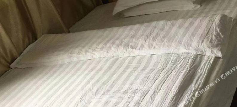 柳州嘉年华小宾馆(雒容站店)图片