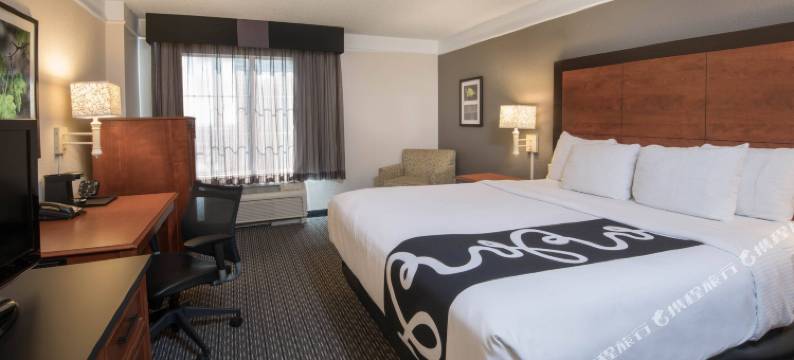 圣安东尼奥河滨步道拉昆塔温德姆套房酒店(La Quinta Inn & Suites by Wyndham San Antonio Riverwalk)图片