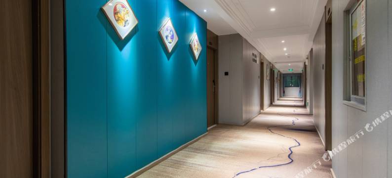 悦巢HOTEL(深圳北站6979商业中心店)图片