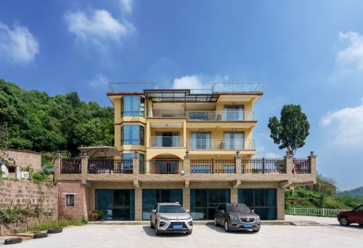 莲花湖临湖雅舍民宿