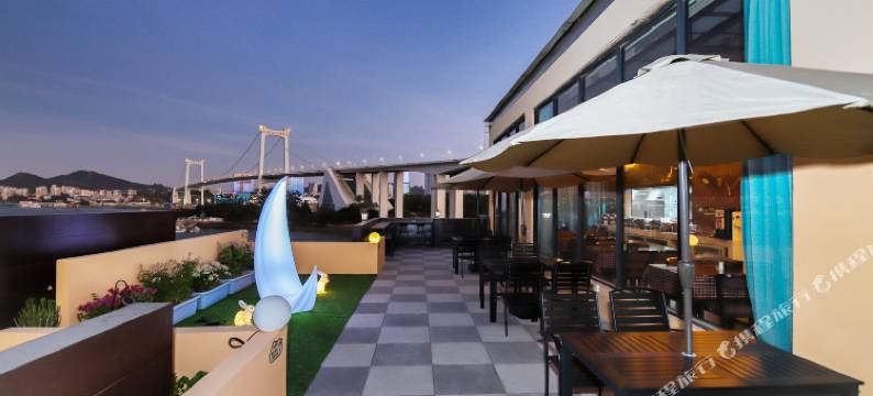 厦门爱筑海景酒店(嵩屿码头大屏山公园店)图片