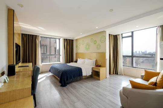 欢缦·美宿酒店(宜春鼓楼步行街润达国际店)