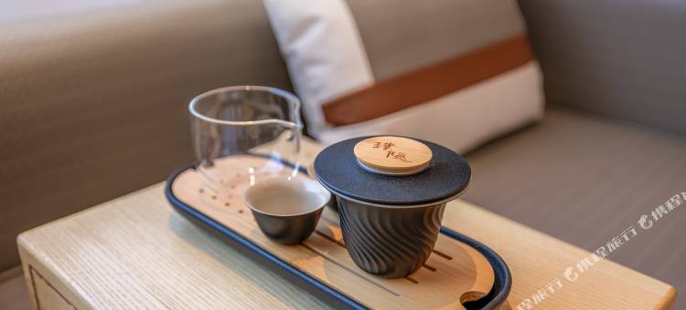 建国璞隐酒店(鄂尔多斯万达广场店)图片