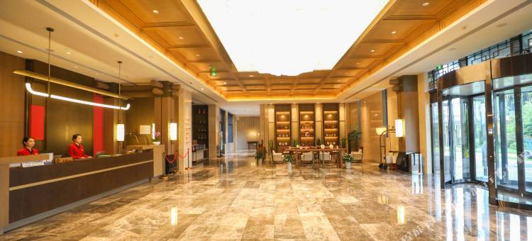 湖畔翰文酒店图片