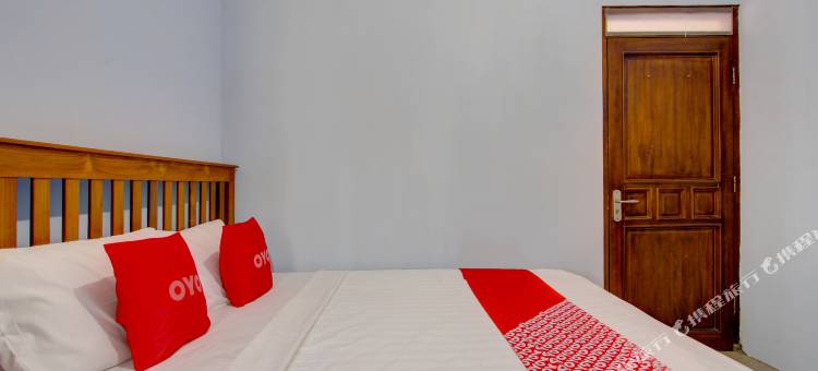 RedDoorz Near Tugu Kartasura 2图片