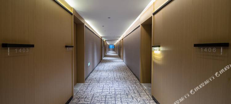 保山青华海观景酒店(青华大厦店)图片