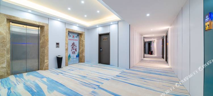 始兴辉煌商务酒店(墨江大桥店)图片