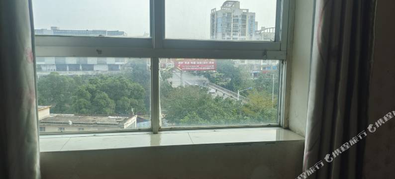 来宾市兴宾区辰辰公寓图片