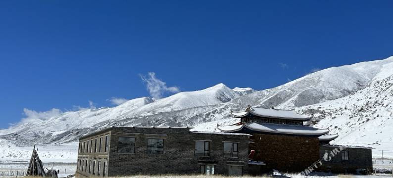 加楚庄园(冷嘎措店)图片