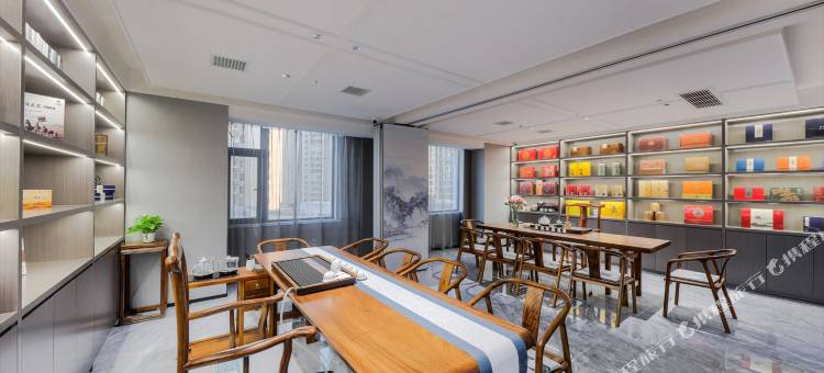 丽橙酒店·智(西安科技大学雁塔校区太乙路地铁站店)图片