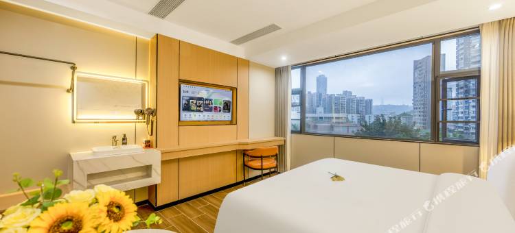 柏曼酒店(珠海情侣路海滨泳场店)图片