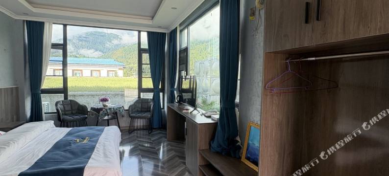 扎西岗康桑民宿图片